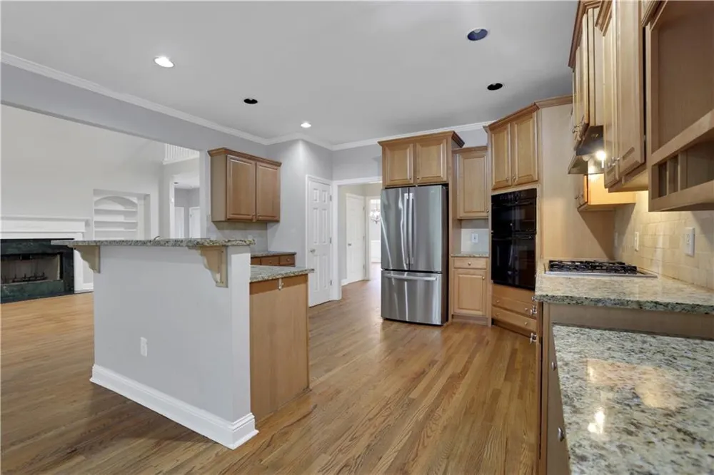 5150 Oak Plantation Walk Lilburn, GA 30047