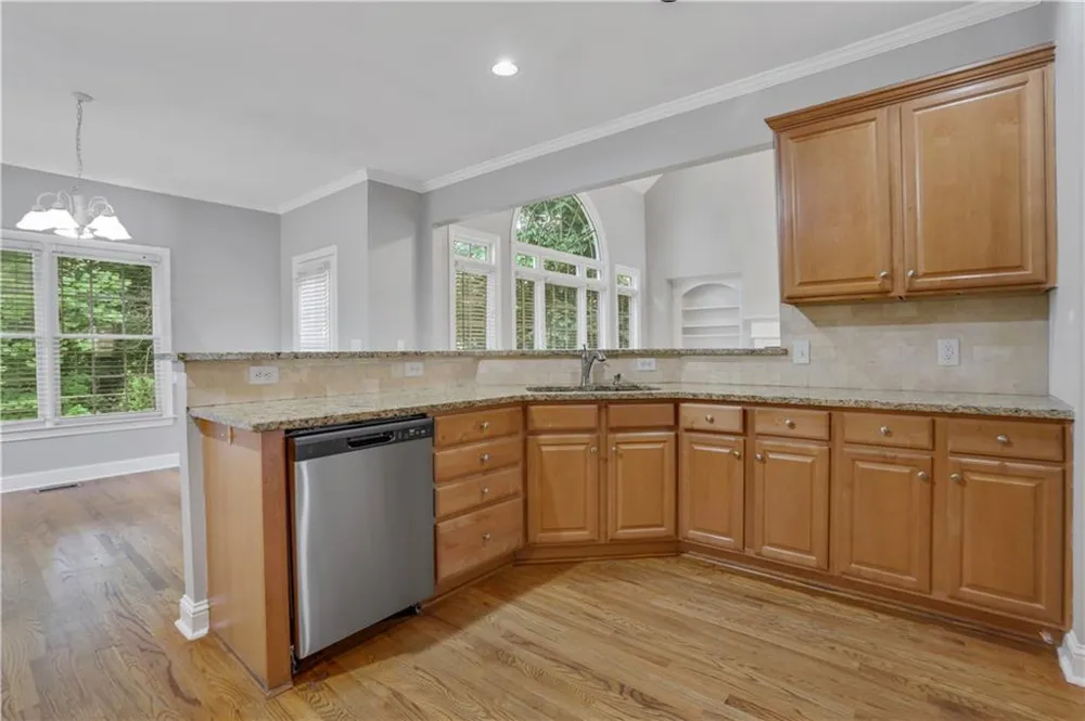 5150 Oak Plantation Walk Lilburn, GA 30047