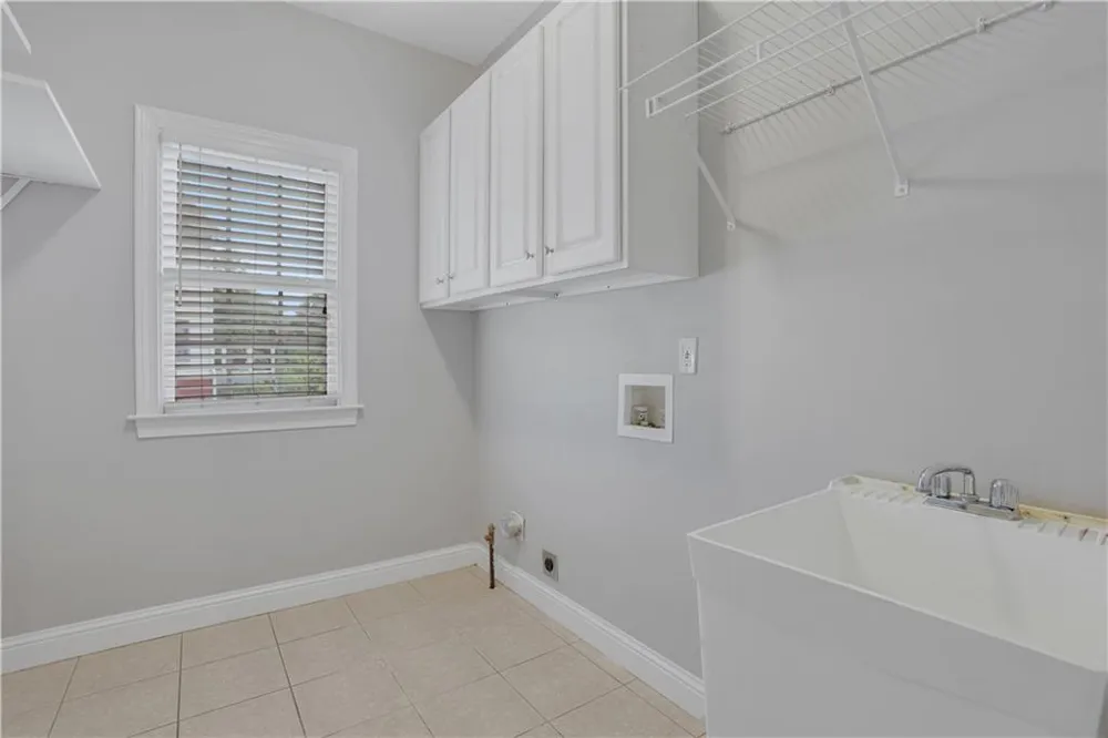 5150 Oak Plantation Walk Lilburn, GA 30047