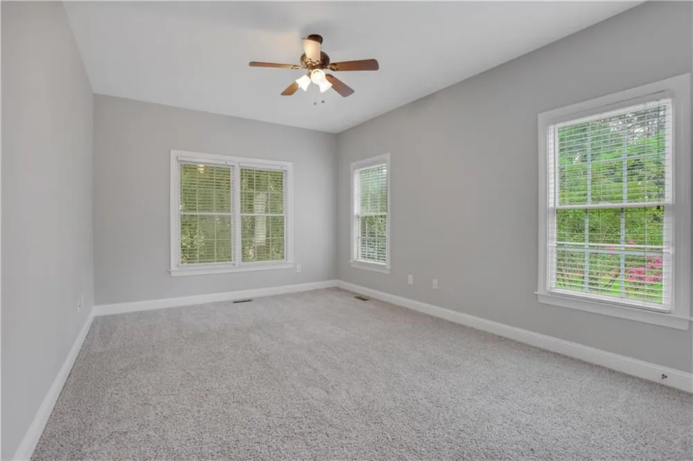 5150 Oak Plantation Walk Lilburn, GA 30047
