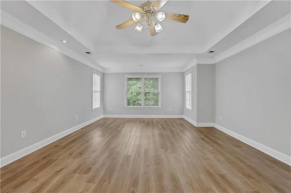 5150 Oak Plantation Walk Lilburn, GA 30047