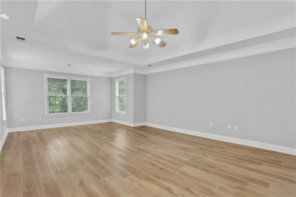 5150 Oak Plantation Walk Lilburn, GA 30047