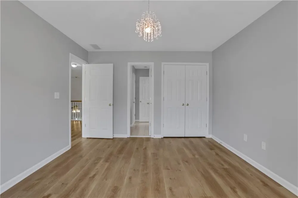 5150 Oak Plantation Walk Lilburn, GA 30047
