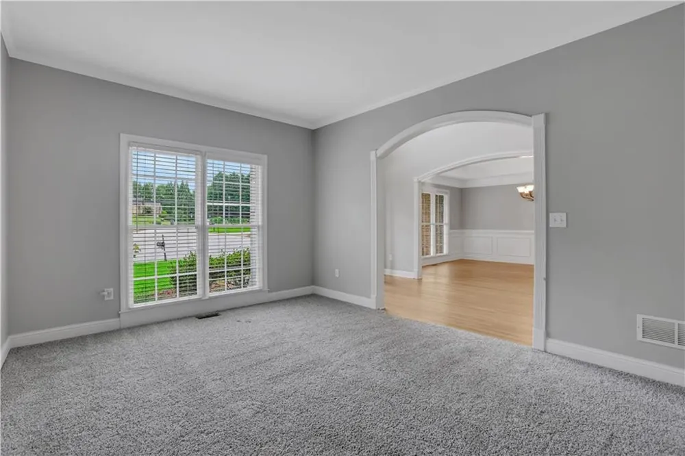 5150 Oak Plantation Walk Lilburn, GA 30047