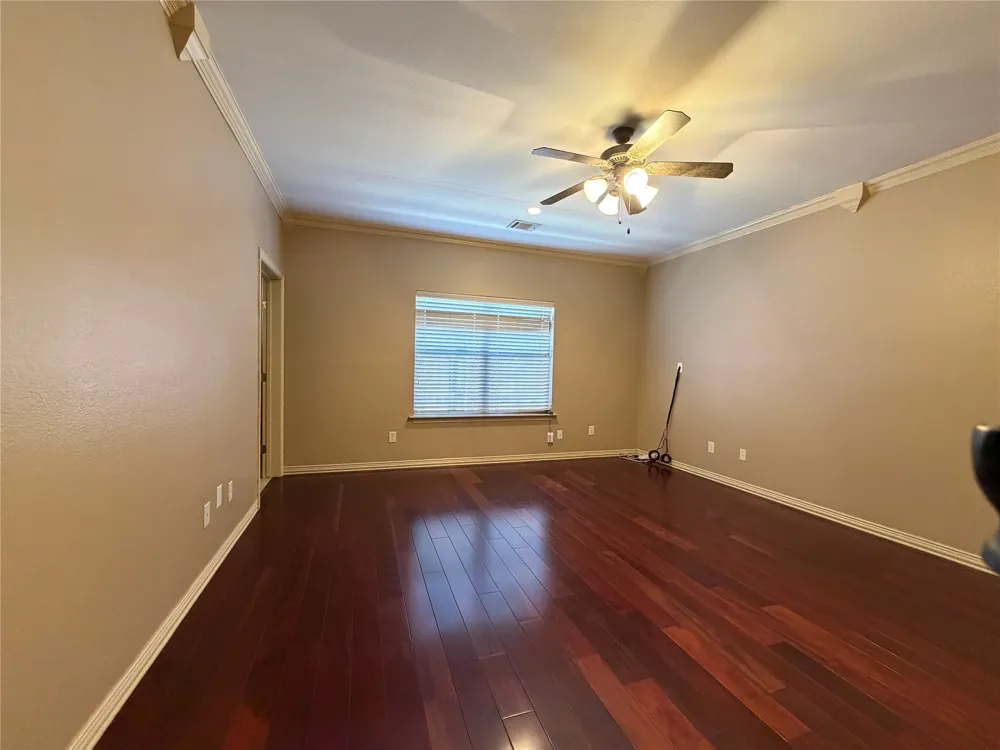 5107 Chesterfield Place Arlington, TX 76017