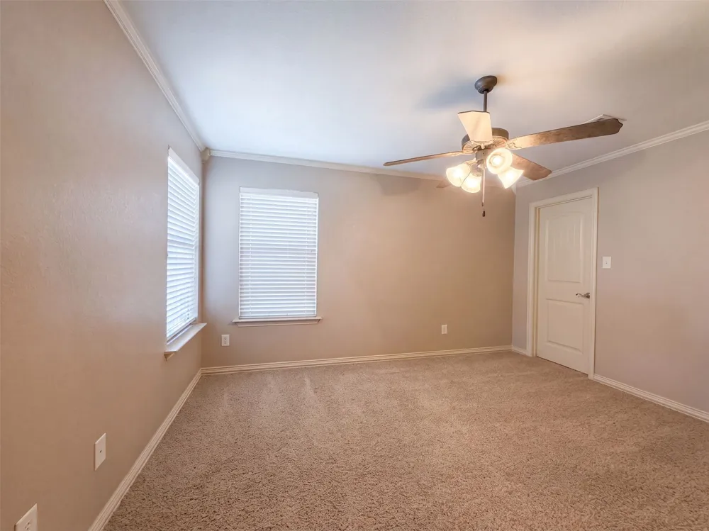 5107 Chesterfield Place Arlington, TX 76017