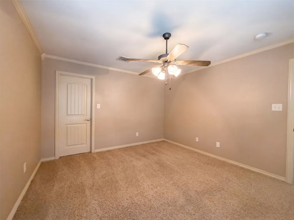 5107 Chesterfield Place Arlington, TX 76017