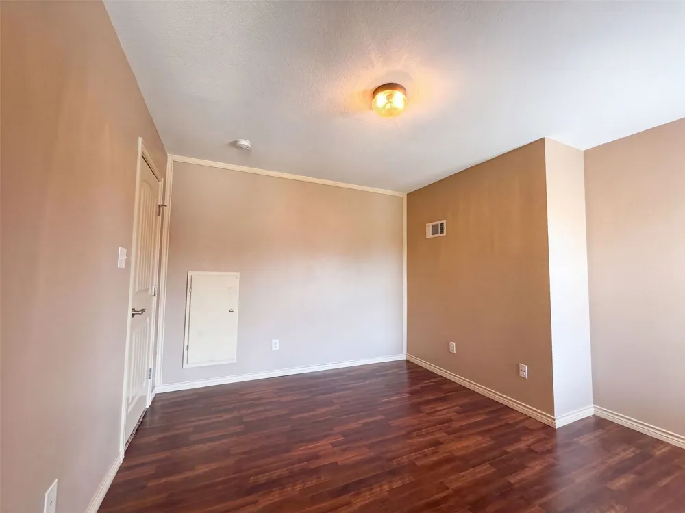 5107 Chesterfield Place Arlington, TX 76017