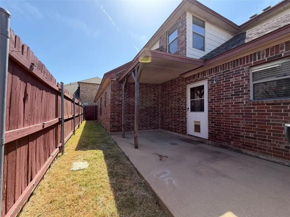 5107 Chesterfield Place Arlington, TX 76017