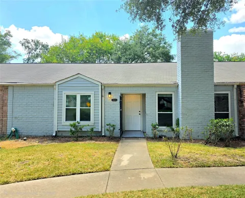 11805 Southlake Drive