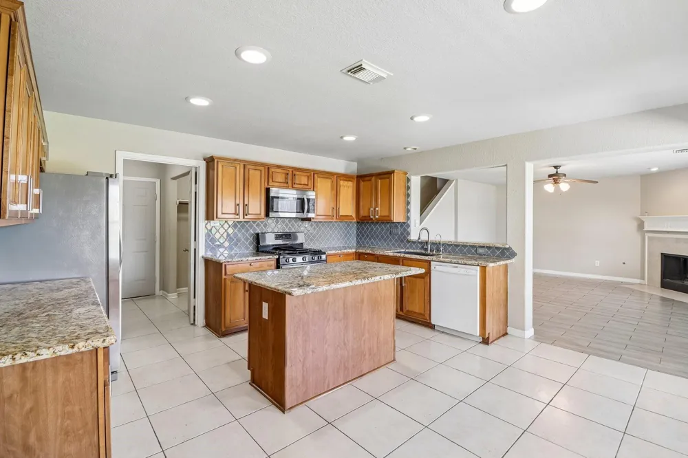 13914 Bonnetbriar Lane Sugar Land, TX 77498