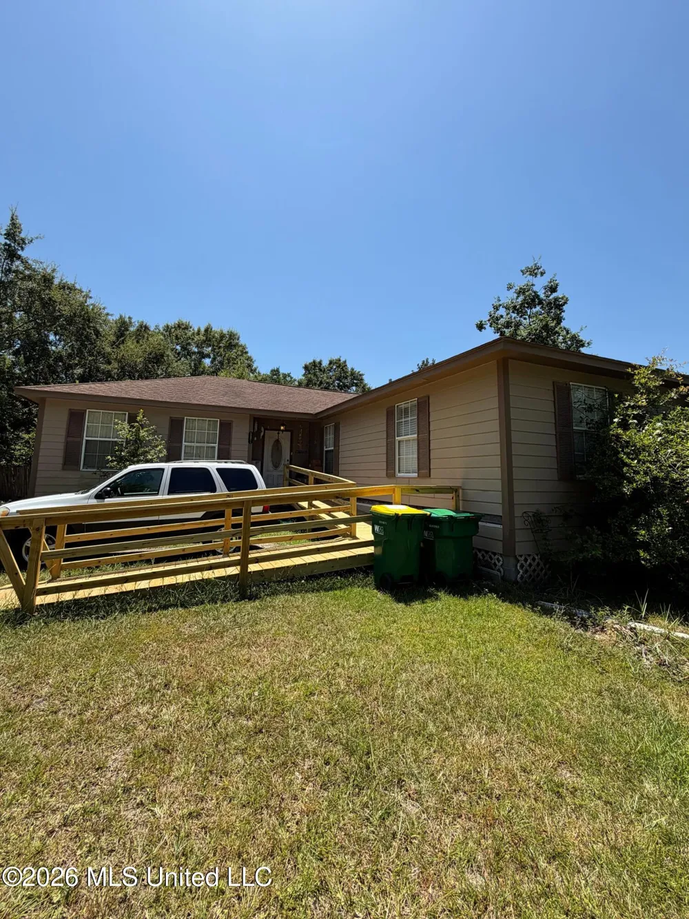 5801 Center Street Ocean Springs, MS 39564