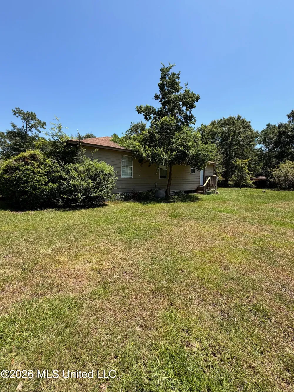 5801 Center Street Ocean Springs, MS 39564
