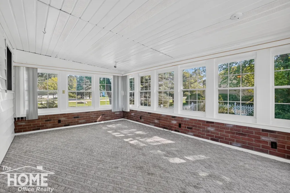 2046 Inglewood Terrace Owosso Charter Township, MI 48867