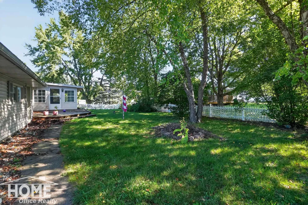 2046 Inglewood Terrace Owosso Charter Township, MI 48867