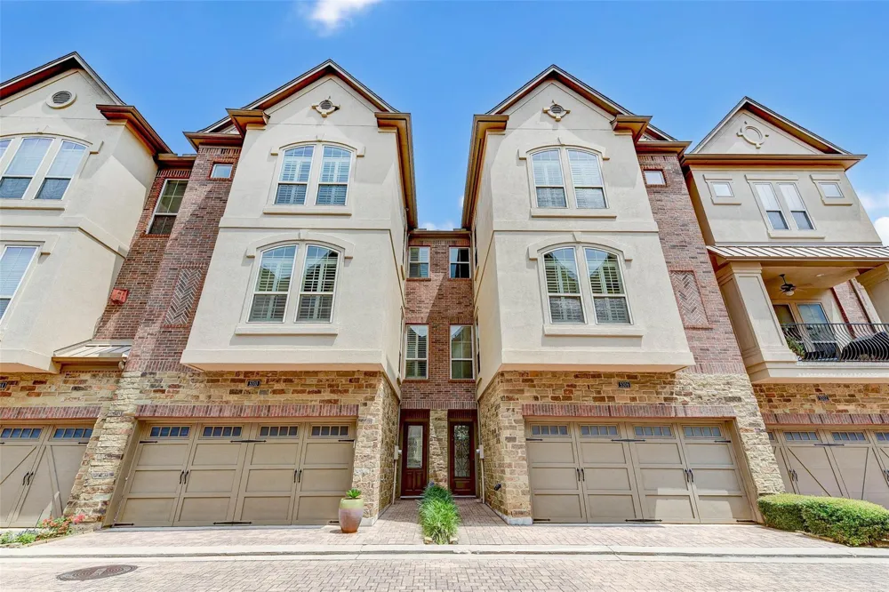 5306 Perrington Heights Lane Houston, TX 77056