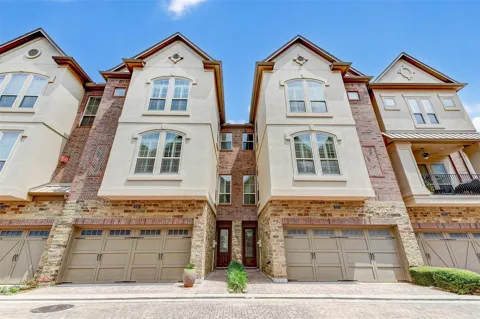 5306 Perrington Heights Lane