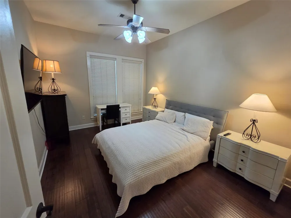 5306 Perrington Heights Lane Houston, TX 77056