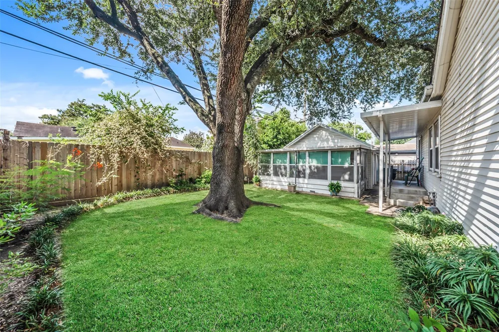 314 Gale Street Houston, TX 77009
