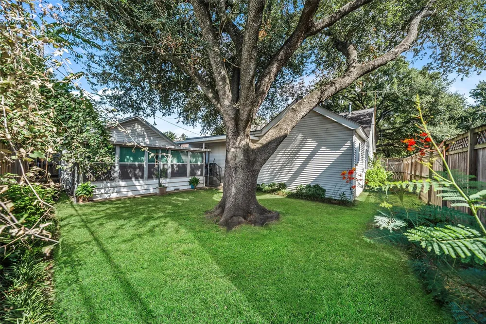 314 Gale Street Houston, TX 77009