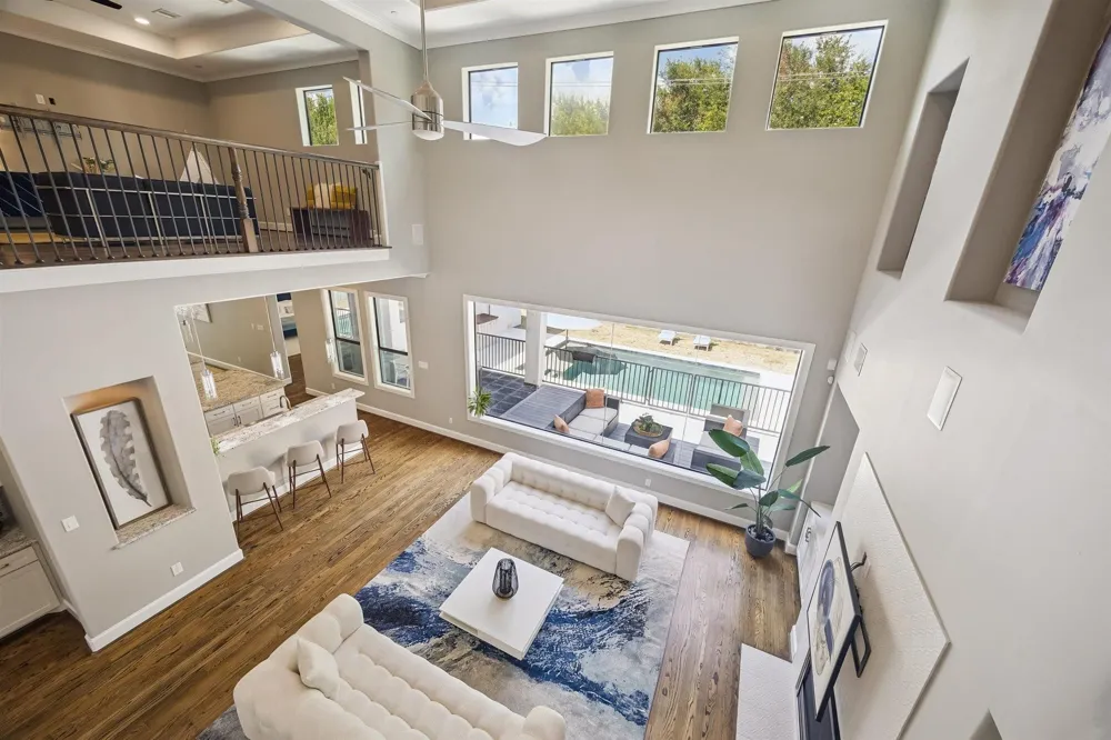 4618 Oakdale Street Bellaire, TX 77401