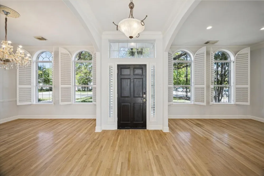 4601 Mimosa Drive Bellaire, TX 77401