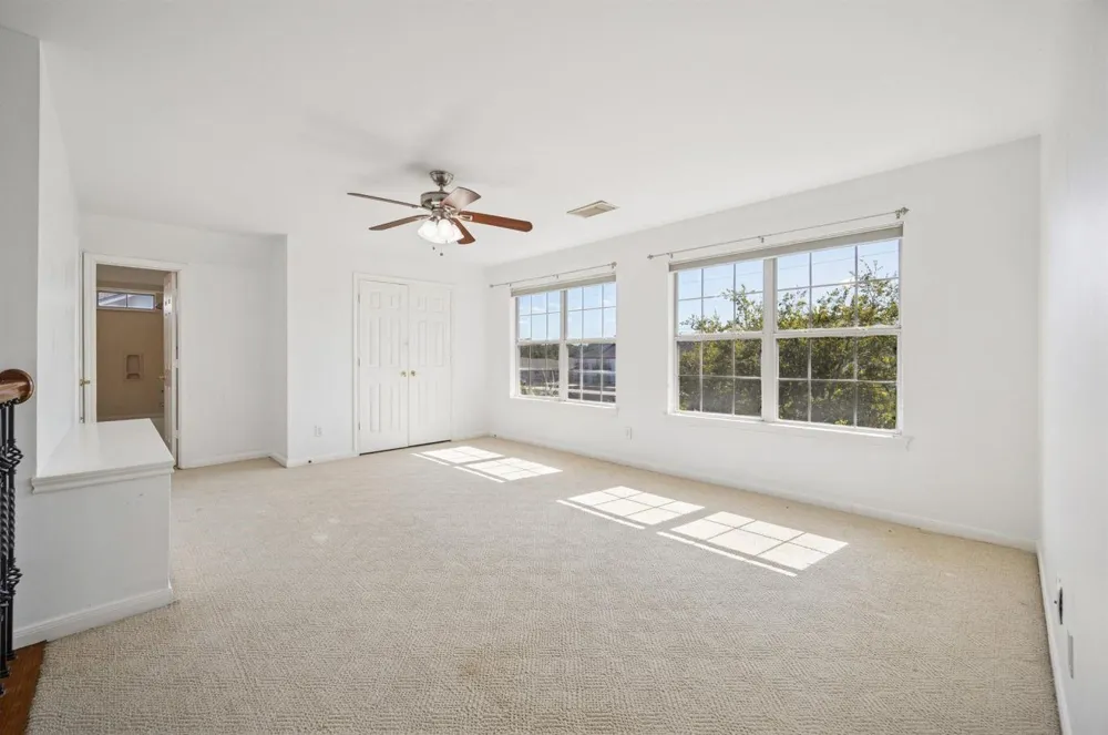 4601 Mimosa Drive Bellaire, TX 77401