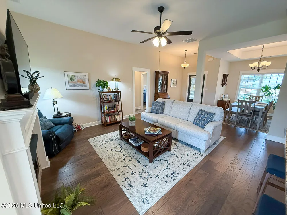 689 Holiday Cove Hernando, MS 38632