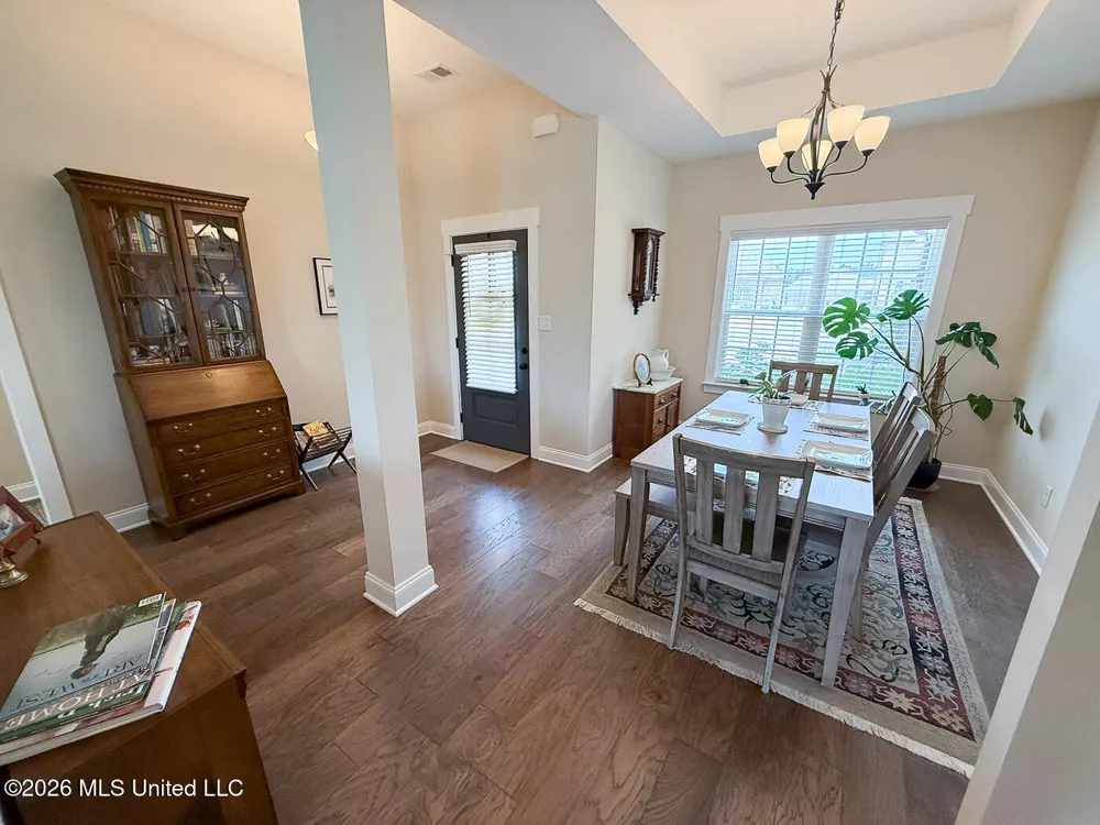 689 Holiday Cove Hernando, MS 38632