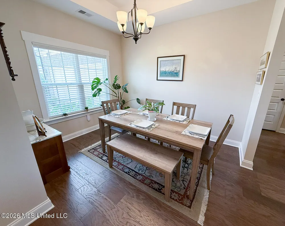689 Holiday Cove Hernando, MS 38632