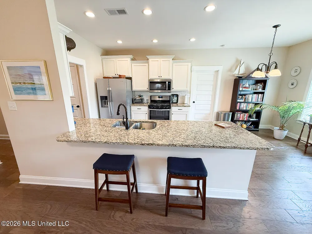 689 Holiday Cove Hernando, MS 38632
