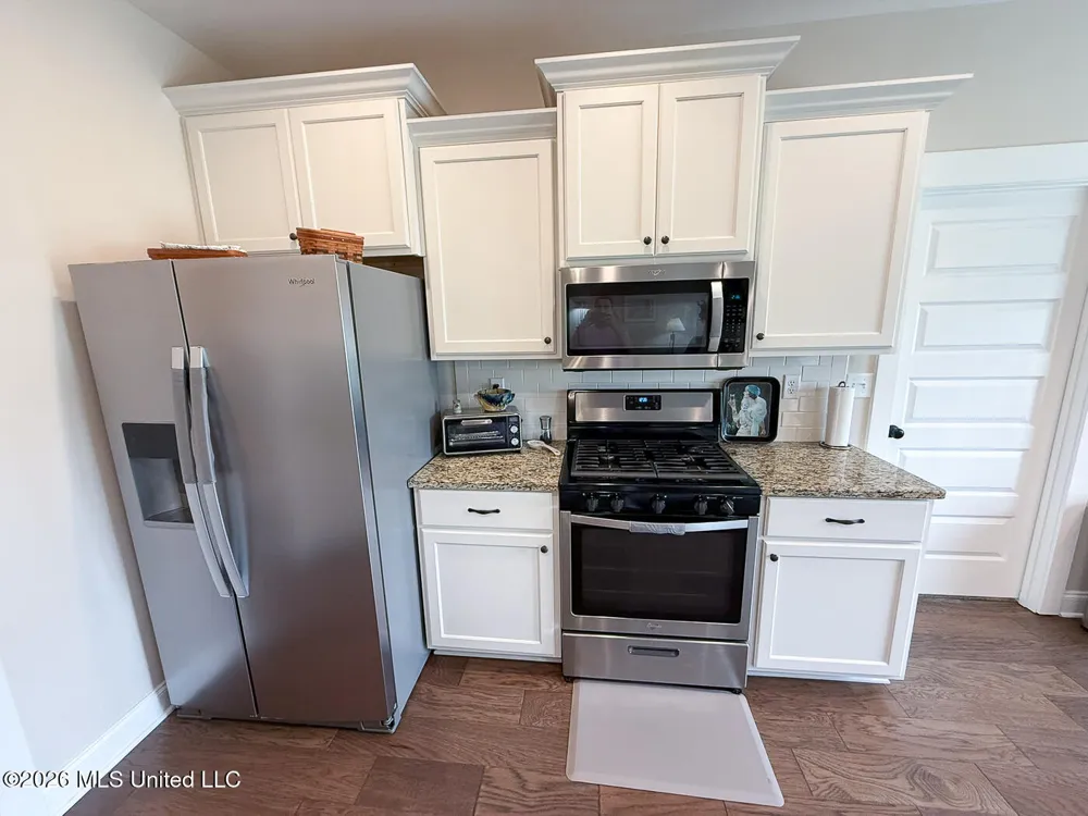 689 Holiday Cove Hernando, MS 38632