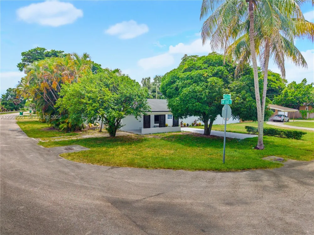 2200 NW 110th St Miami, FL 33167
