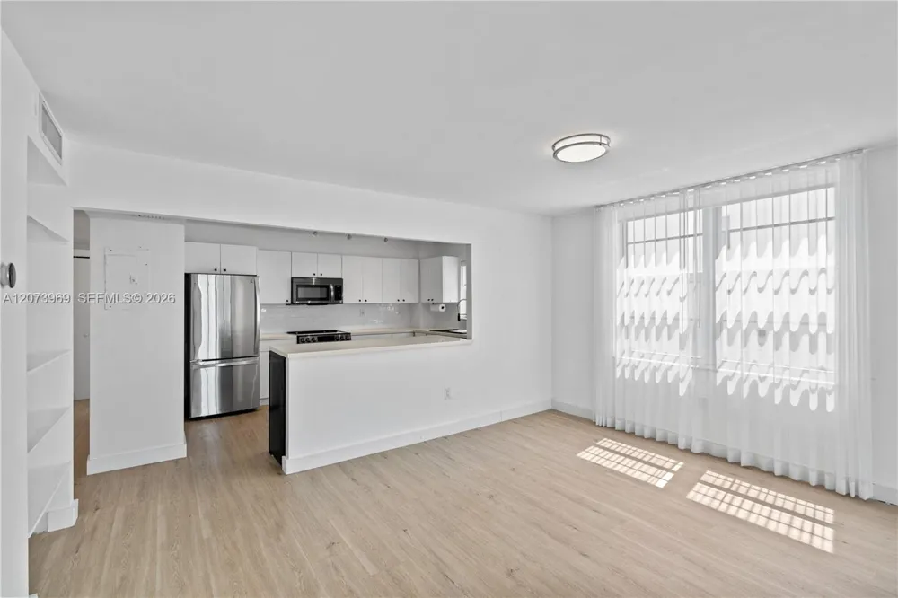 9250 W Bay Harbor Dr #2A Bay Harbor Islands, FL 33154
