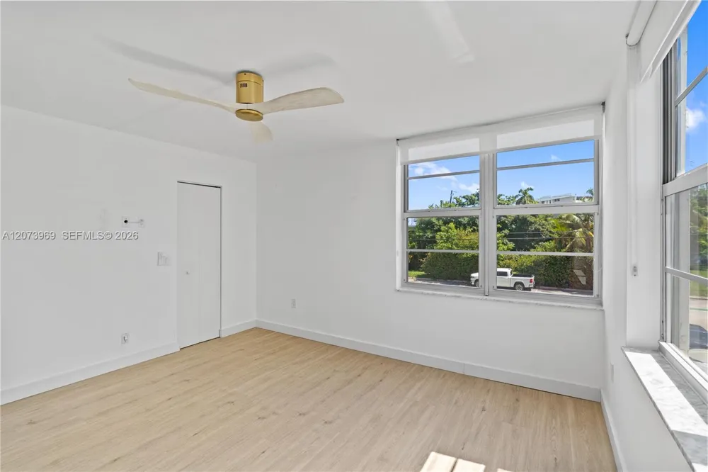9250 W Bay Harbor Dr #2A Bay Harbor Islands, FL 33154