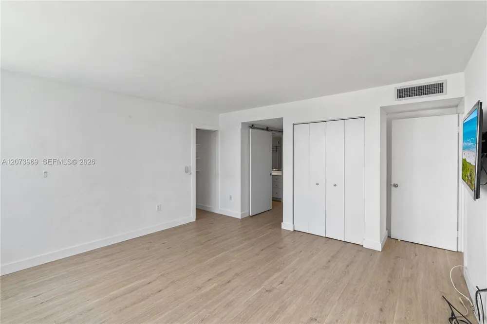 9250 W Bay Harbor Dr #2A Bay Harbor Islands, FL 33154