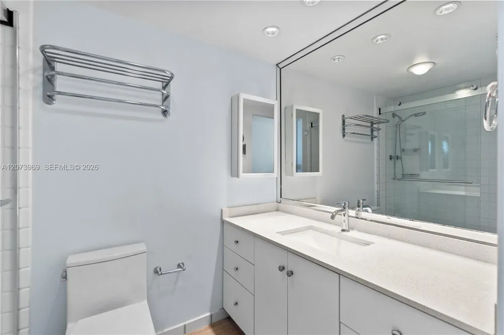 9250 W Bay Harbor Dr #2A Bay Harbor Islands, FL 33154