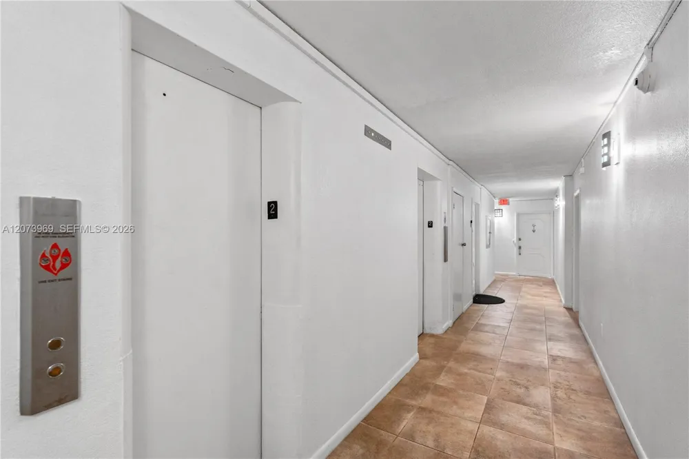9250 W Bay Harbor Dr #2A Bay Harbor Islands, FL 33154