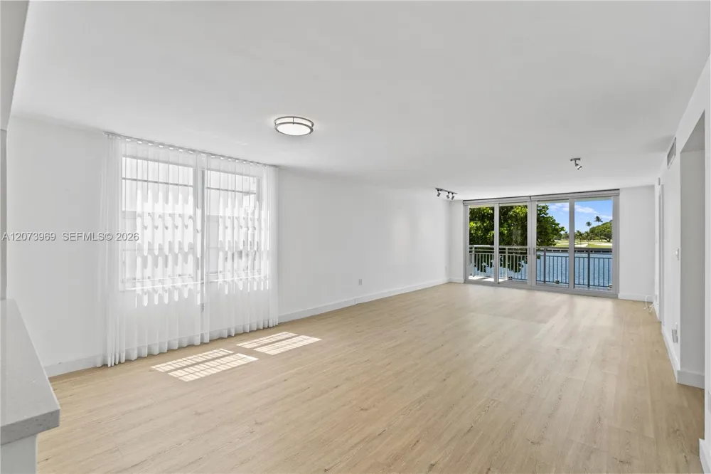9250 W Bay Harbor Dr #2A Bay Harbor Islands, FL 33154