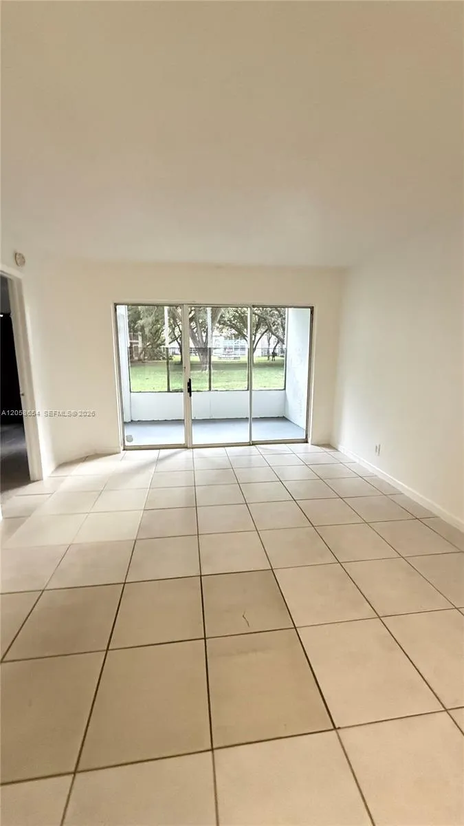 13944 SW 90th Ter #13944 Miami, FL 33186