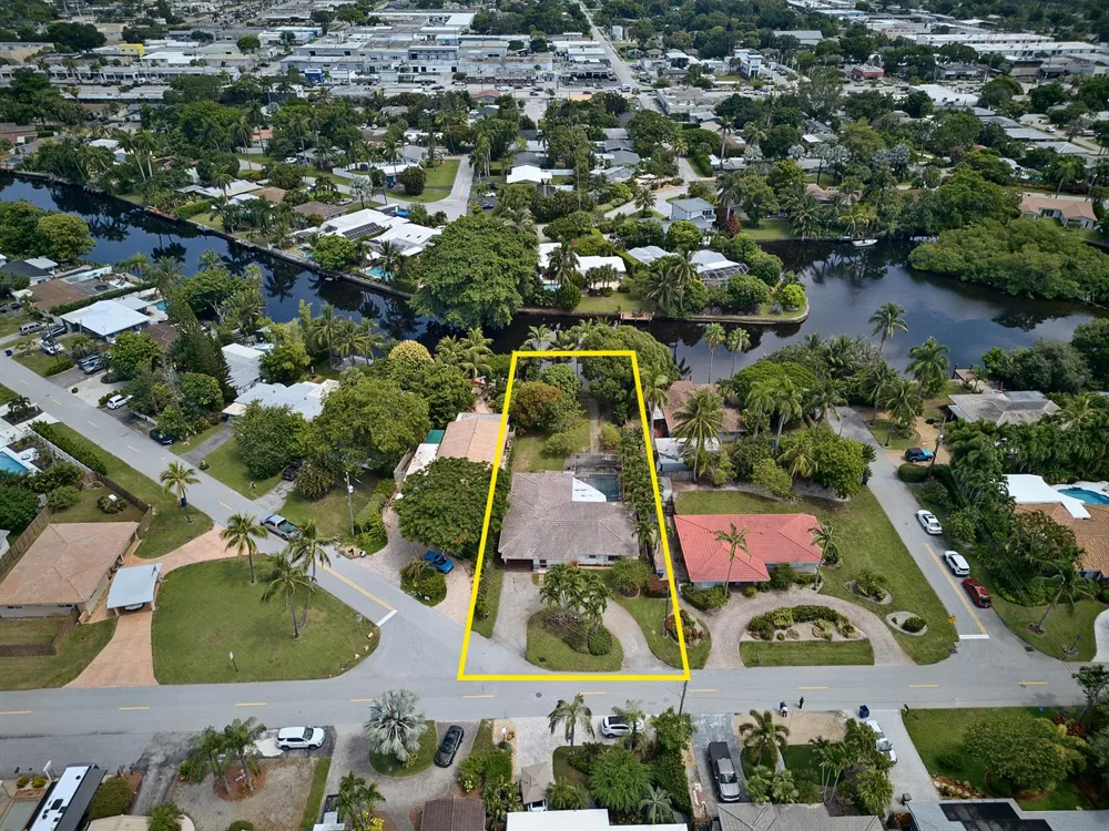 201 NE 29th Street Wilton Manors, FL 33334