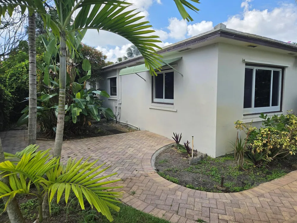 704 NE 22ND DRIVE #1-4 Wilton Manors, FL 33305