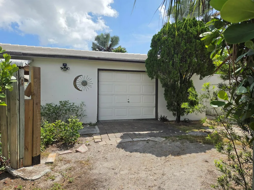 704 NE 22ND DRIVE #1-4 Wilton Manors, FL 33305