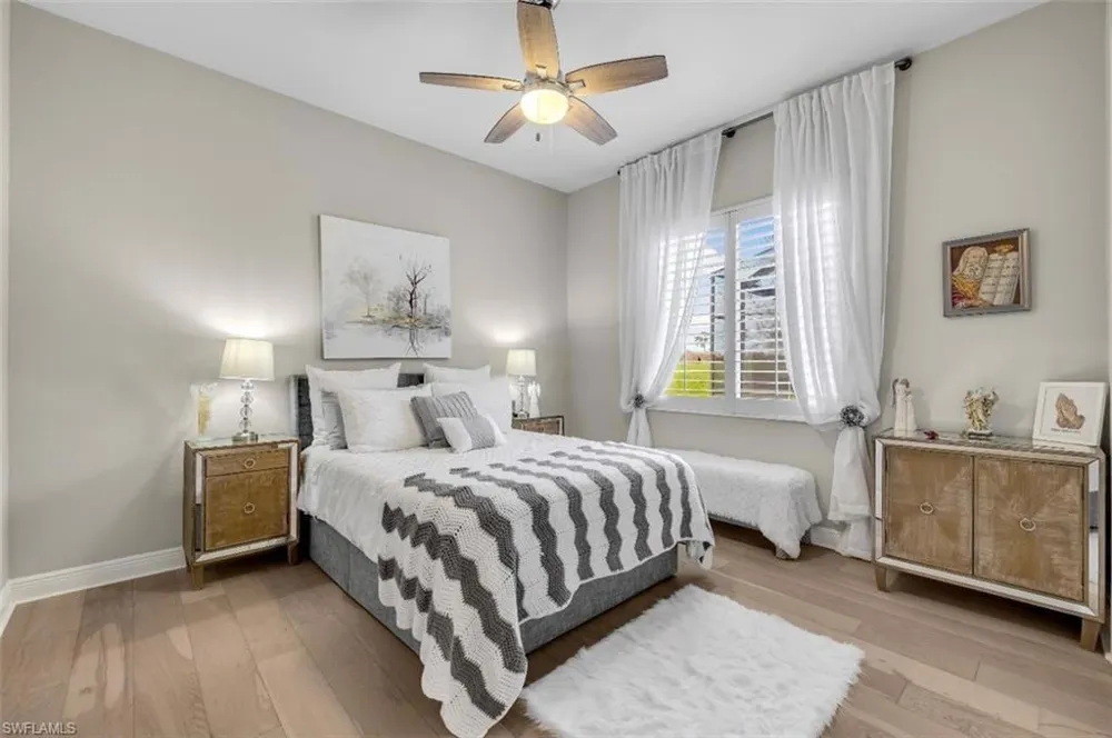 2721 Olde Cypress Drive Naples, FL 34119