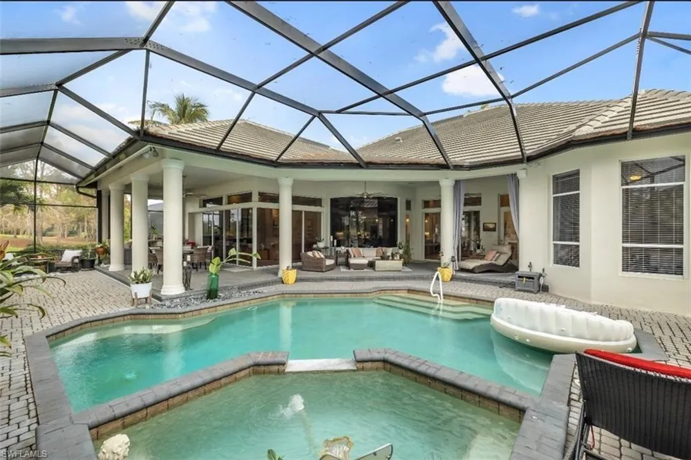 2721 Olde Cypress Drive Naples, FL 34119