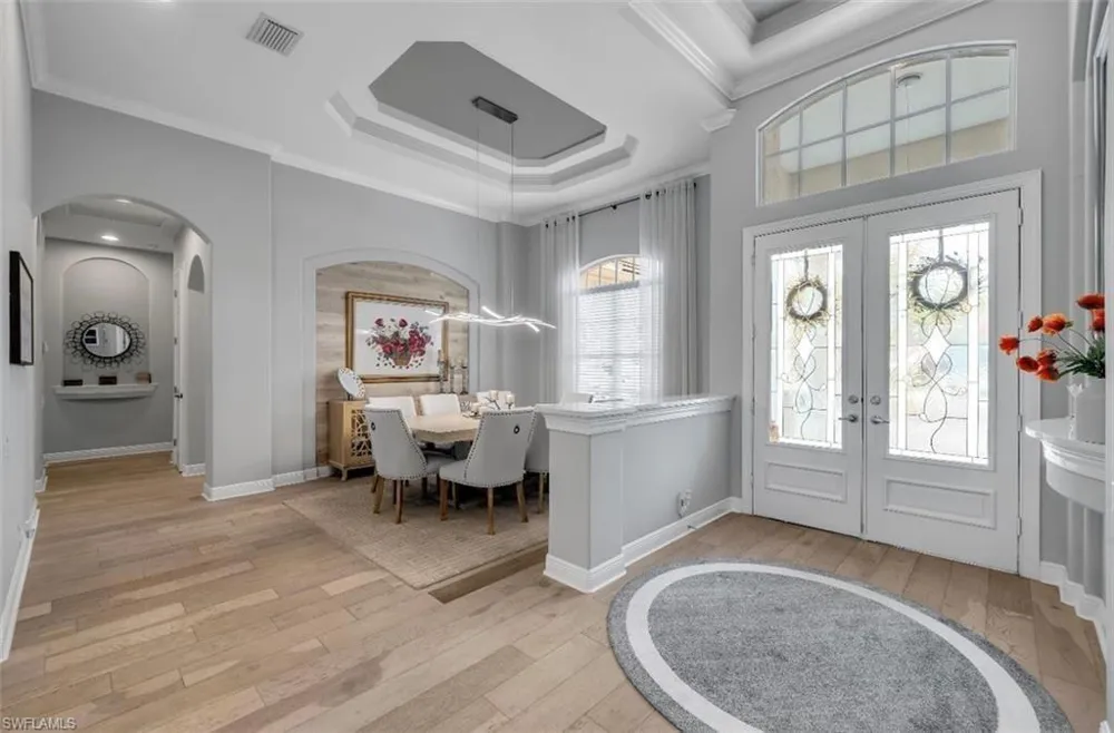 2721 Olde Cypress Drive Naples, FL 34119