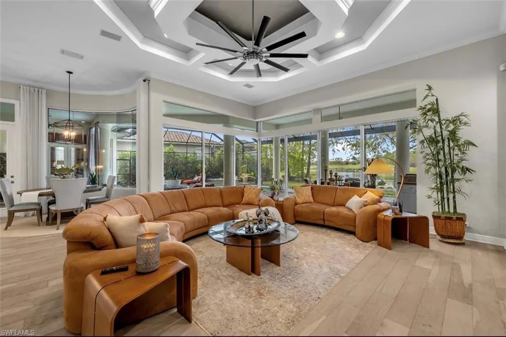 2721 Olde Cypress Drive Naples, FL 34119