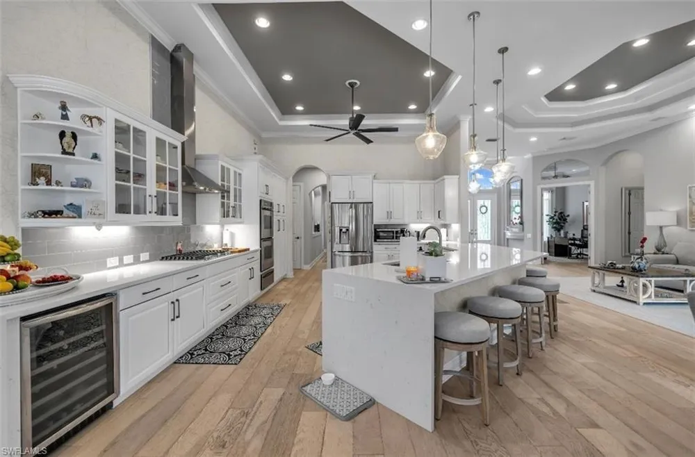 2721 Olde Cypress Drive Naples, FL 34119