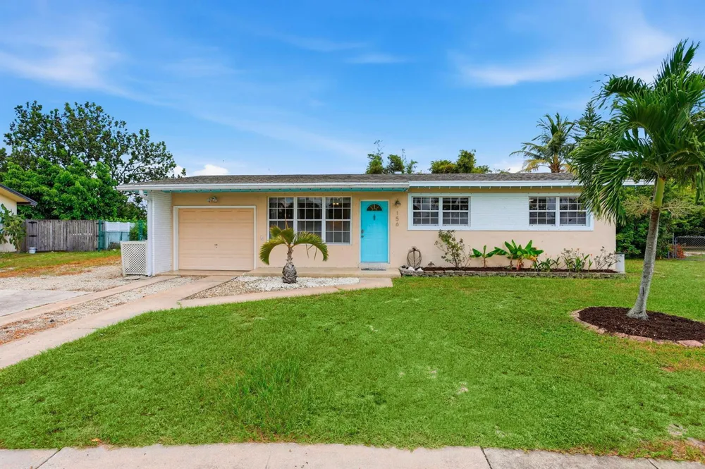 156 Granada Drive Palm Springs, FL 33461