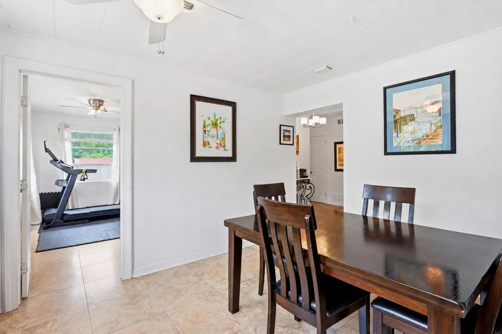 156 Granada Drive Palm Springs, FL 33461